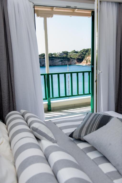 Alkyon Hotel Патітірі Екстер'єр фото